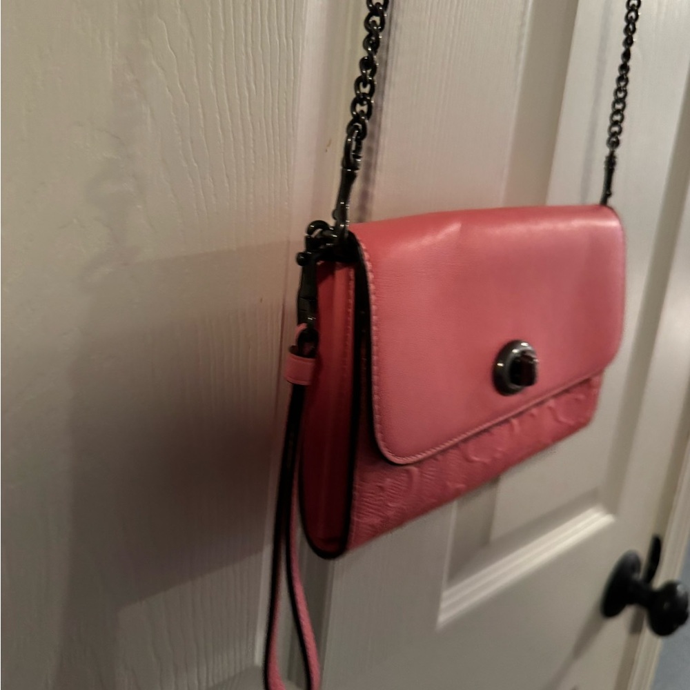 Coach Pink Crossbody Bag - Picture 7 of 8